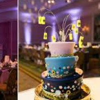 Tangled Wedding Cake Decor